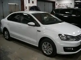 VOLKSWAGEN POLO 2019 STARLINE